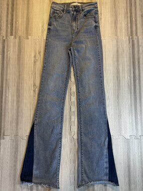 Hidden Women's Two Tone Flare High Rise Jeans